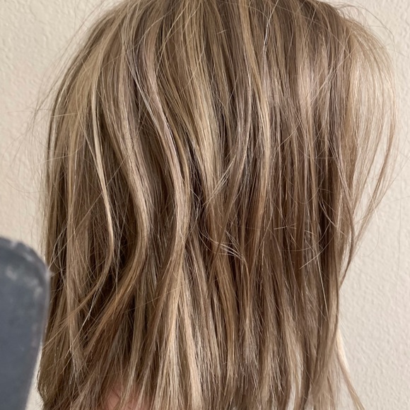 Wig - Picture 2 of 10